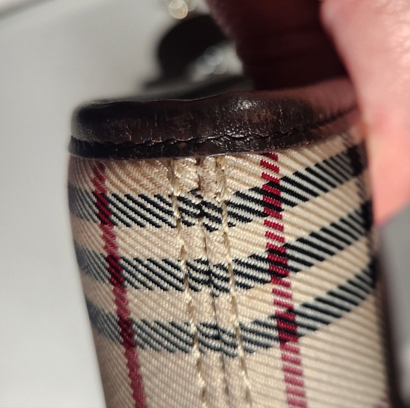 EUC Burberry Crossbody - Picture 6 of 12